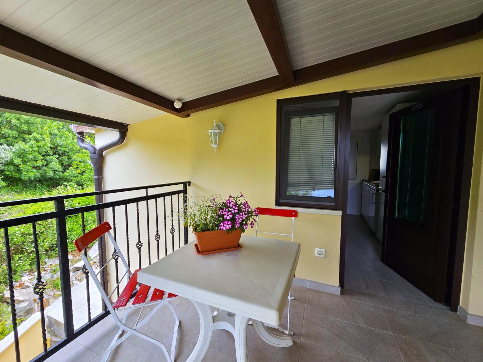 Keser Apartments Ровінь Екстер'єр фото